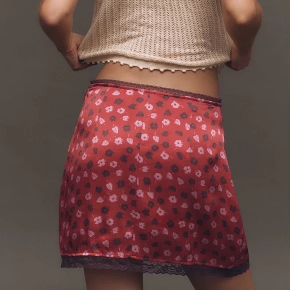 Anthropologie Maeve Lace Trim Mini Slip Skirt Red Floral 90’s Vibe Size Medium - Picture 6 of 11